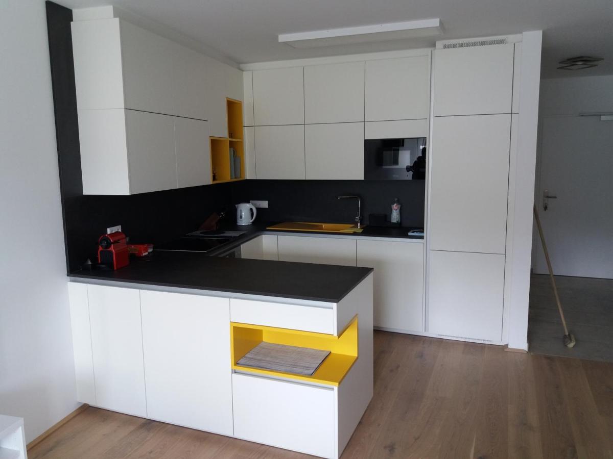 אננהיים Top 5 Alpe Maritima - Traumhafte Ferienwohnung Mit Seeblick Und Bergkulisse Am Ossiacher See מראה חיצוני תמונה